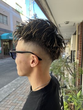 ヘアーラボ ハチ(HAIR LABO HACHI) フェード×ハイライトカラー