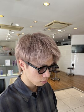 ドイ(DOI) ミルクティーベージュ×メンズショート