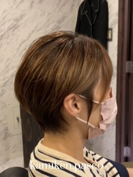 カミケンパセオ(kamiken.paseo) 大人可愛い美髪くびれショートカット【カミケンパセオ店】
