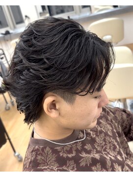 ビカム 名駅(become) 【フェザーショートパーマ】ネープレスメンズセンターパート名駅