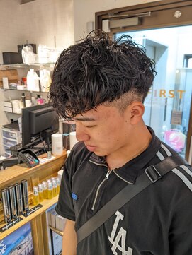 コワファーストナガサキシャンプーボーイ(COIFF1RST NAGASAKI SHAMPOO BOY) ショートスペインカール