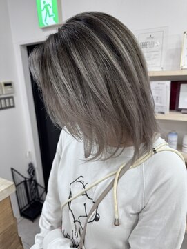 ジゼル(gisele) シャドールーツ