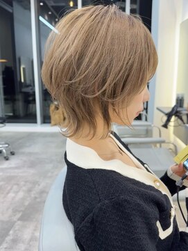 ダブルトーキョー シブヤ(W-TOKYO SHIBUYA) ミルクティネオウルフ ウルフカット ショートウルフ ウルフ