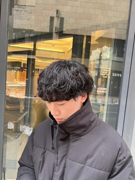 アウラ(AURA) 波巻きパーマ　ツイストスパイラル　メンズパーマ