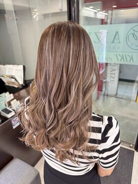 アイズ 本厚木(AIZU) 白髪ぼかしハイライト