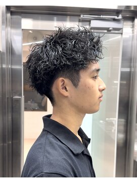 リベル(LIBER) スパイキーショート/短髪ヘア/短髪パーマ/ピンパーマ