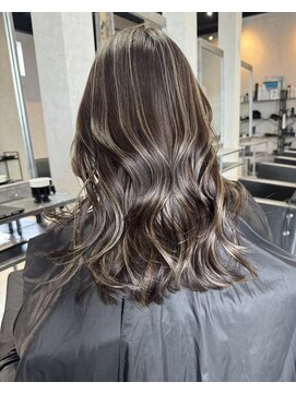 アフター(after) ハイライトカラー/白髪ぼかし/白髪ぼかしハイライト/山梨