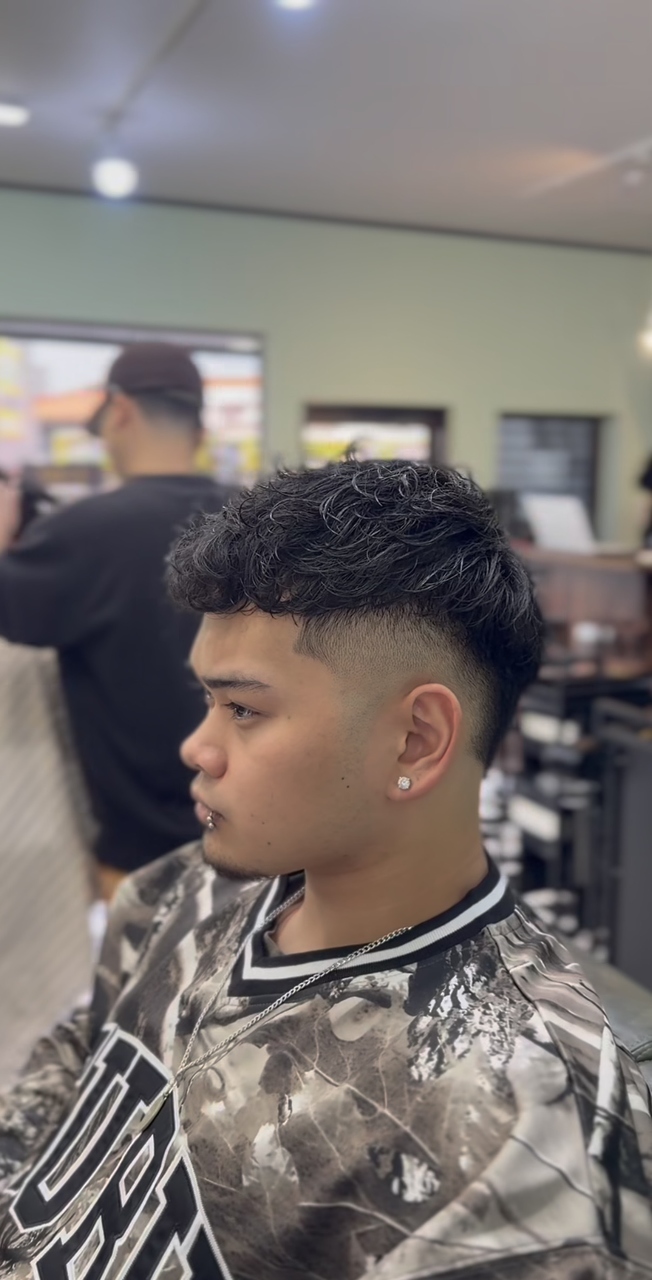 ケーエムシーセントラルルーツ(KMC Central Roots) バーストフェード