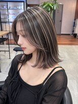 リーチェ(ReCHE by CAPA(旧:CAPA茅ヶ崎店)) ハイライトレイヤーカットダークパープル夏ミルクブラウン3
