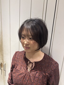 ワン 戸塚(ONE001) 丸みキュートショートボブ
