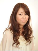 大人フェミニンなナチュラルロング