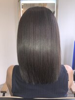 アールサロン アオヤマ(Rr SALON AOYAMA)&nbsp;プラチナミネコラストレート