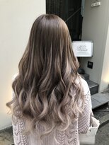 リゼル ユア 渋谷(RISEL YUA)&nbsp;シールエクステを使ったミルクティグラデーションカラー