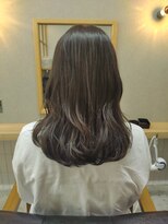 サク(saku)&nbsp;ダークアッシュカラー