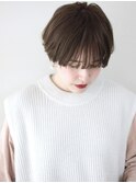 30代　40代　50代　前髪あり　マッシュショート　丸顔　面長