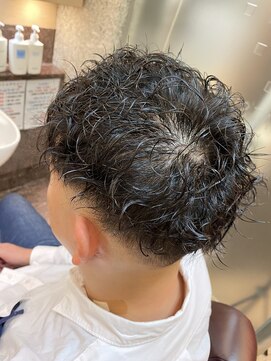 銀座マツナガ 浅草店 ツーブロスキンフェード×スパイラルパーマ