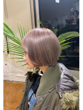 ヤテ(yate') ホワイトベージュホワイトシルバーケアブリーチダブルカラー