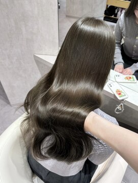 ロッタクッチ 表参道 青山(LOTTA CUCCI) オリーブカラーm140