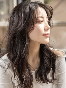 ロライマ 代官山(roraima) セミロングレイヤーニュアンスウェーブ