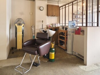 アトリエムック(atelier MUCCU)の写真/白髪やダメージ、乾燥などのお悩みをしっかりサポート！大人女性のお悩みを徹底改善できる極上サロン♪