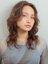 メゾンドムニ 恵比寿(Maison de MUNi)&nbsp;大人美人斜めバングくびれデジタルパーマ毛先丸みパーマ