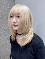 サンク 原宿 表参道(cinq) ダブルカラー顔周りレイヤーカットミルクティーベージュ前髪韓国