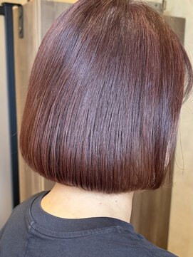 ラ ブリエ 成田公津の杜(La briller) 白髪ぼかし、丸みボブスタイル