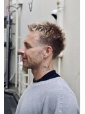 spiky hair