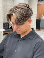 イーラ 2d(era)&nbsp;外国人風ハイライト 毛流れセンターパート