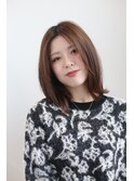 ミディアム顔周りレイヤー