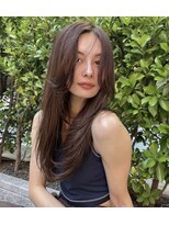 アンクー(Ankh)&nbsp;大人レイヤースタイル　ストレート
