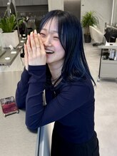 レウーナ 塚口(Reuna)&nbsp;【レイヤーカット】デザインカラー×ブルー J、