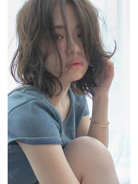 クラン(clan) clan<ブルージュ切りっぱなしボブ アシメ 似合わせカット>