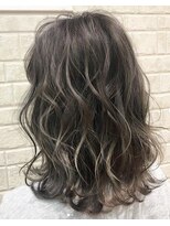 ハウリーヘアアンドスパ(HAURY hair&spa)&nbsp;アッシュグレージュ