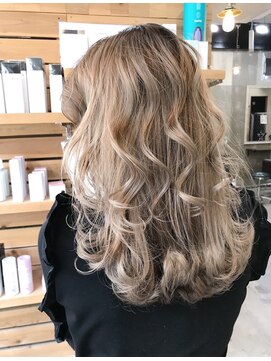 ヘアカロン 熊本本店(Hair CALON) ミルクティーブロンド