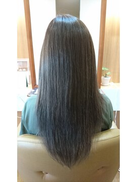 カームヘアー(Calm hair) マットベージュ系のツヤカラー