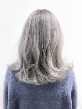 ココ 本八幡(KOKO) #黒髪#小顔#クラゲヘアー#オリーブグレー#ココアベージュ#美髪