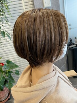 アールフランプラス(arFranc+) ショート×グレーベージュ
