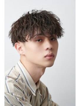 オーシャントーキョー(OCEAN TOKYO) ツイスパ刈り上げマッシュ／黒髪／ツーブロック