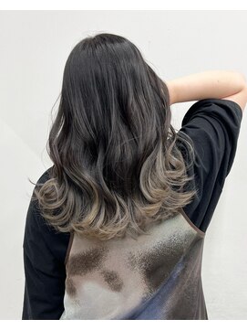 イース バイ アンブルリュクス 北千住(Ease by amble luxe) グレーグラデーションカラー