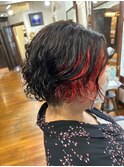 ショートニュアンスパーマヘアインナーカラーレッド×ブラック