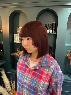 チャンチ(chanch) ピンクカラー/ピンクオレンジ/顔周りレイヤー/ぱつっとボブ