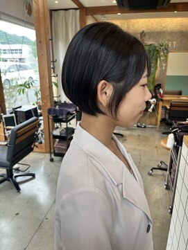 シモンズ ヘアー(SHIMONS HAIR) ショートボブ