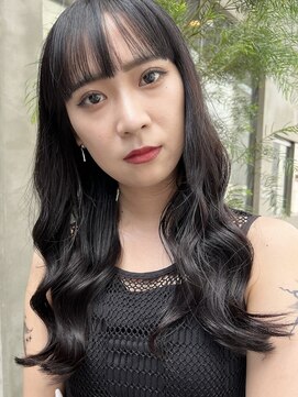 アミー 駒澤(Ammy komazawa) ロング/ロングレイヤー/寒色カラー/艶カラー/シースルーぱっつん