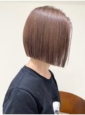 ハイライト白髪ぼかしダブルカラーインナーカラーショートボブ