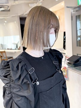 テトラ バイ ネオリーブ 横浜西口店(tetra by neolive) ミルクティーベージュ Wカラー ケアブリーチ 横浜