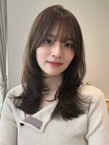 ノイカーム(noi Calm) 顔周りレイヤーカットくびれヘアミルクティーベージュカラー