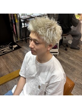 メール(Mer...) ☆スパイキーショート/ホワイトカラー/ピンパーマ☆横山飛翔