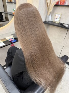 ルノン シェリー(LUNON cheliy) ホワイトグレージュミニウルフチェリーブラウンデジタルパーマ