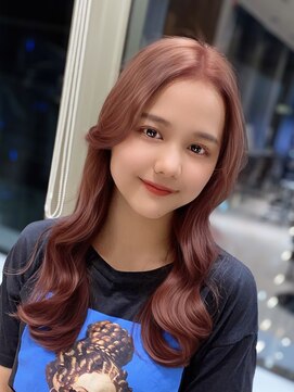 アマトウキョウスマートサロン(AMA TOKYO×Smart Salon) 韓国ヘア　2wayバング  レイヤーカット くびれヘア  顔周り